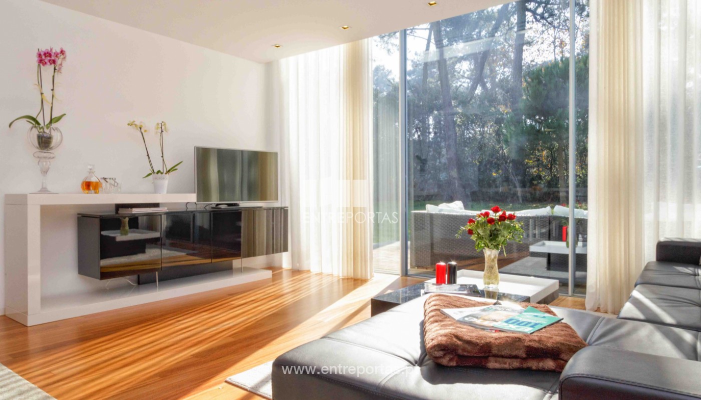 vc03107-e-vc03108-22jpg