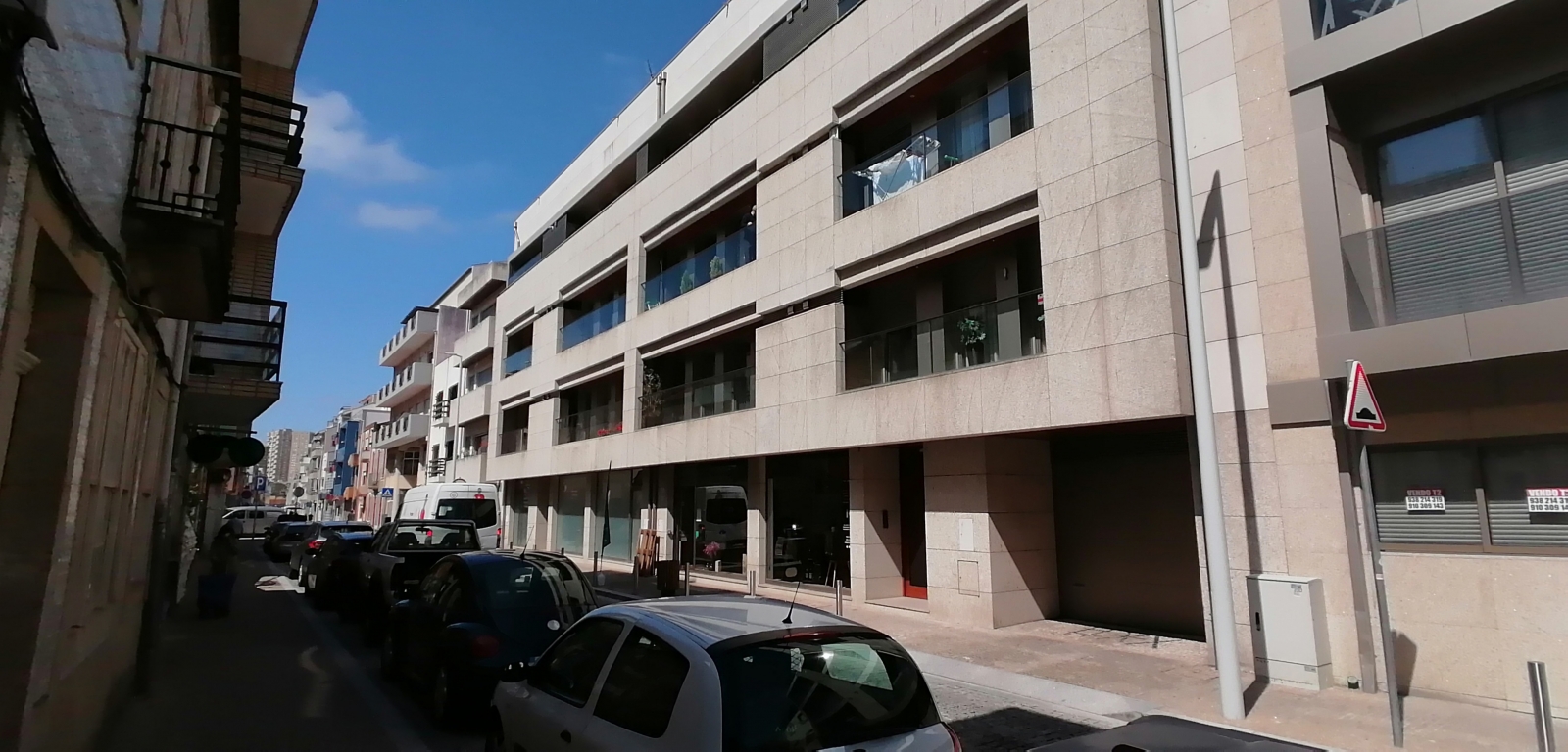 pv09761-32jpg