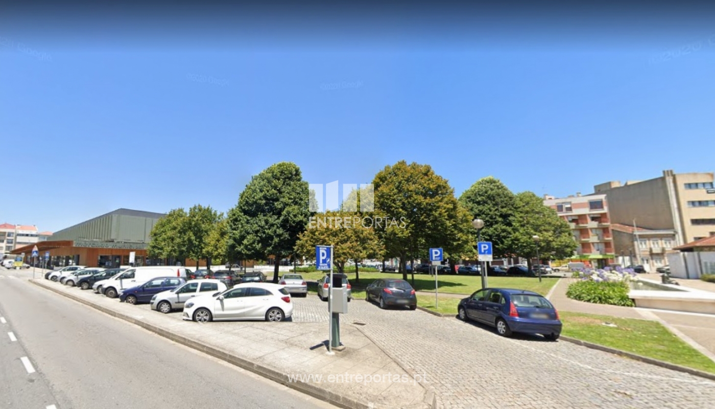 House in Povoa de Varzim - Image 3