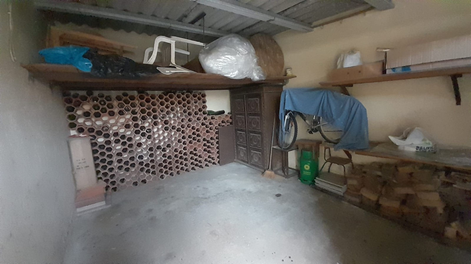 pv10742-4jpeg