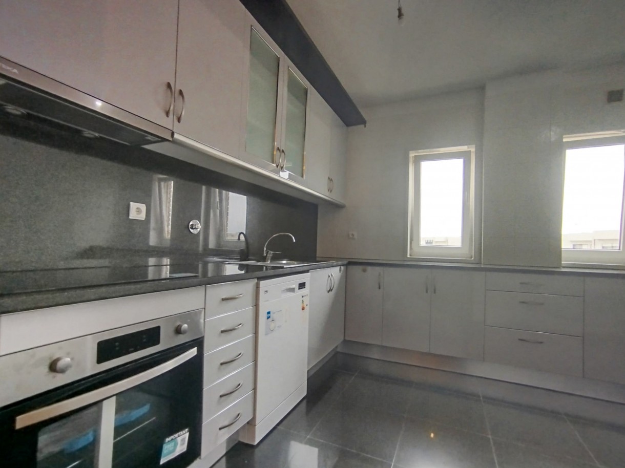 pv10958-1jpg