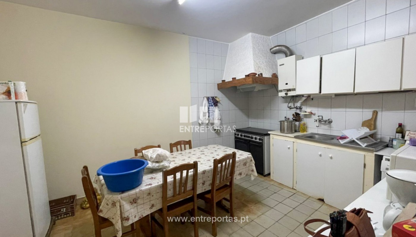 House in Povoa de Varzim - Image 2