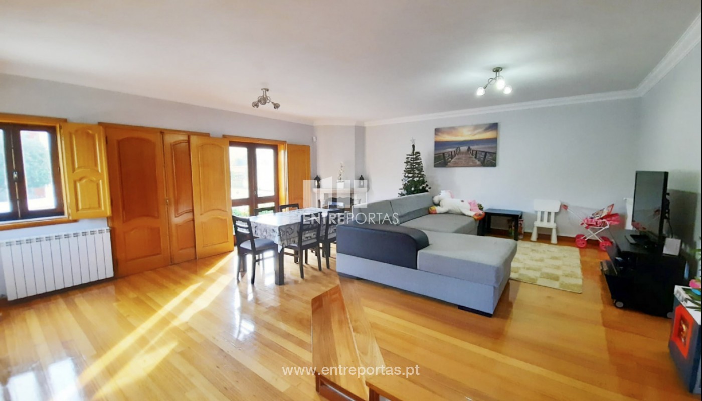 House in Povoa de Varzim - view 1