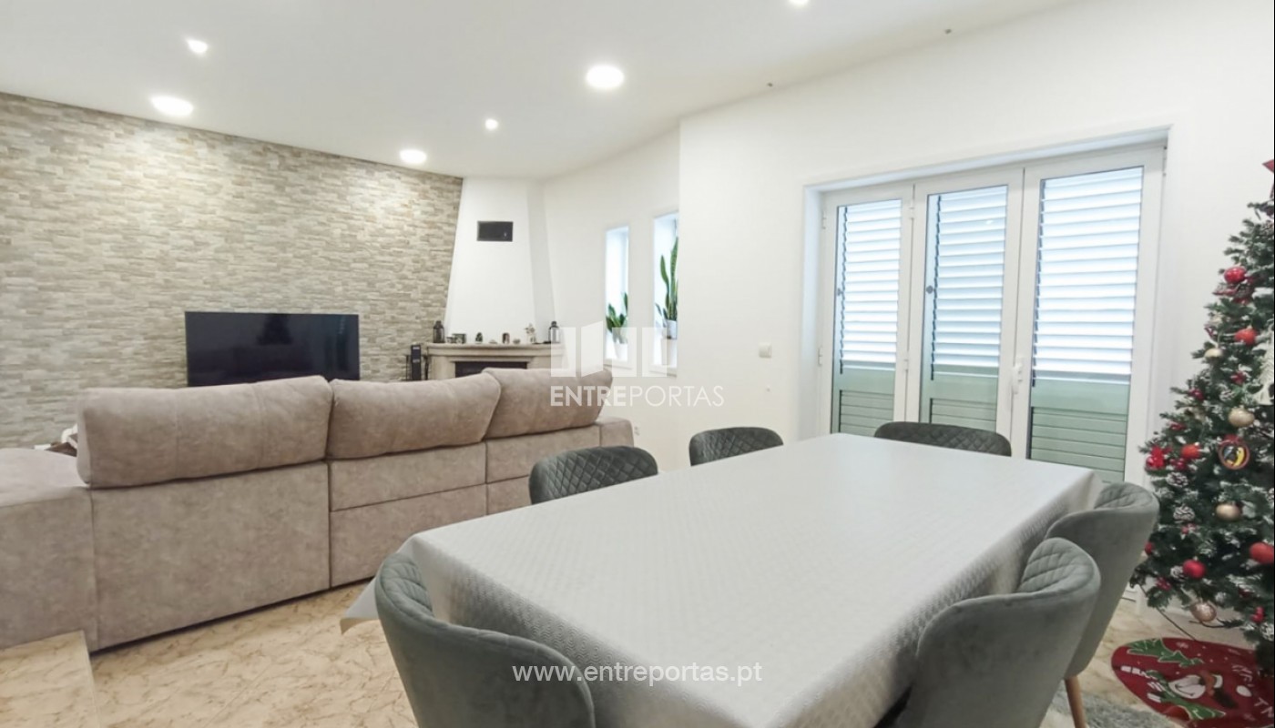 House in Povoa de Varzim - Image 2