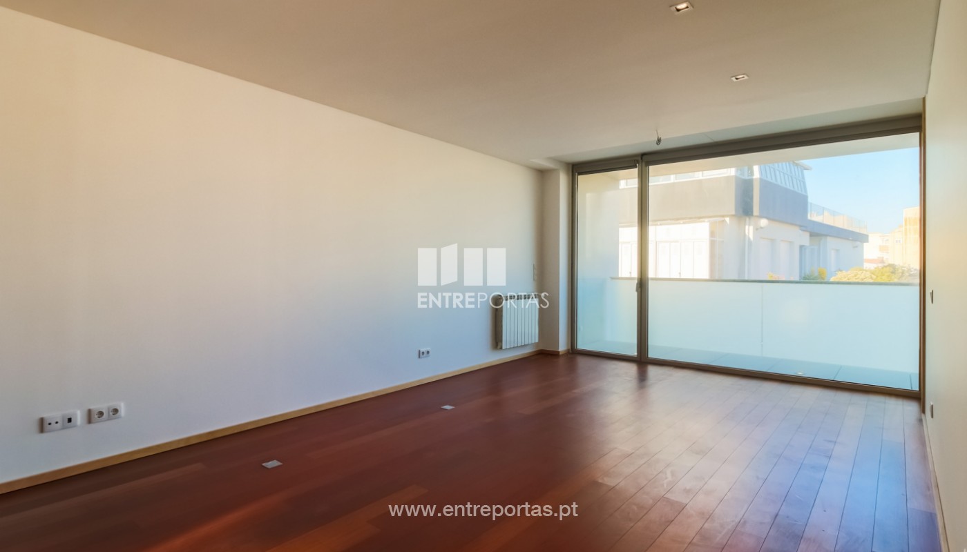 House in Povoa de Varzim - view 1