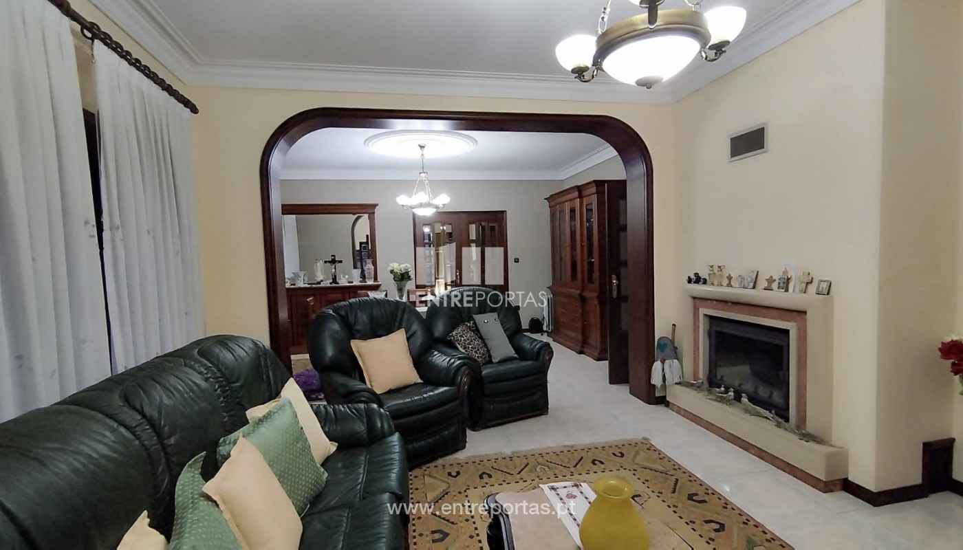 House in Guidoes - Image 2