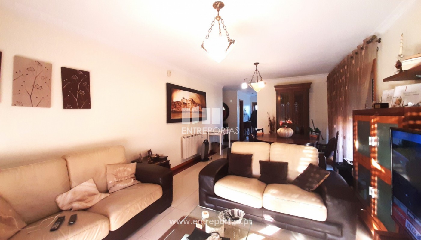 House in Povoa de Varzim - view 1