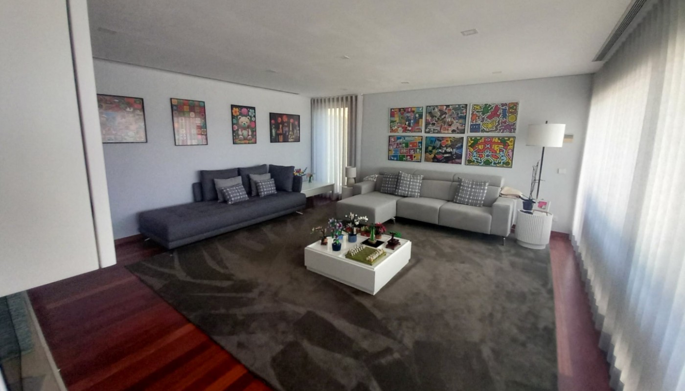 House in Cristelo - Image 4