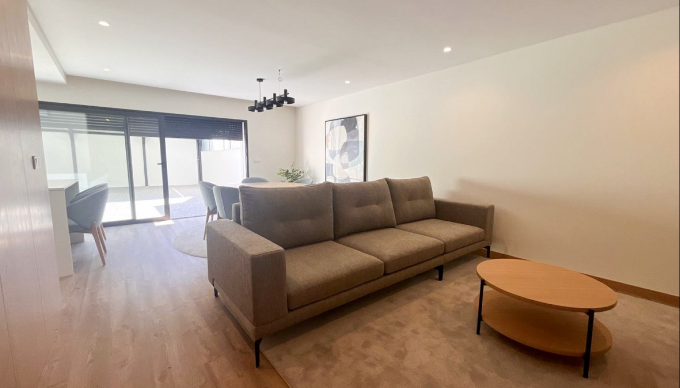 House in Vila do Conde - Image 2